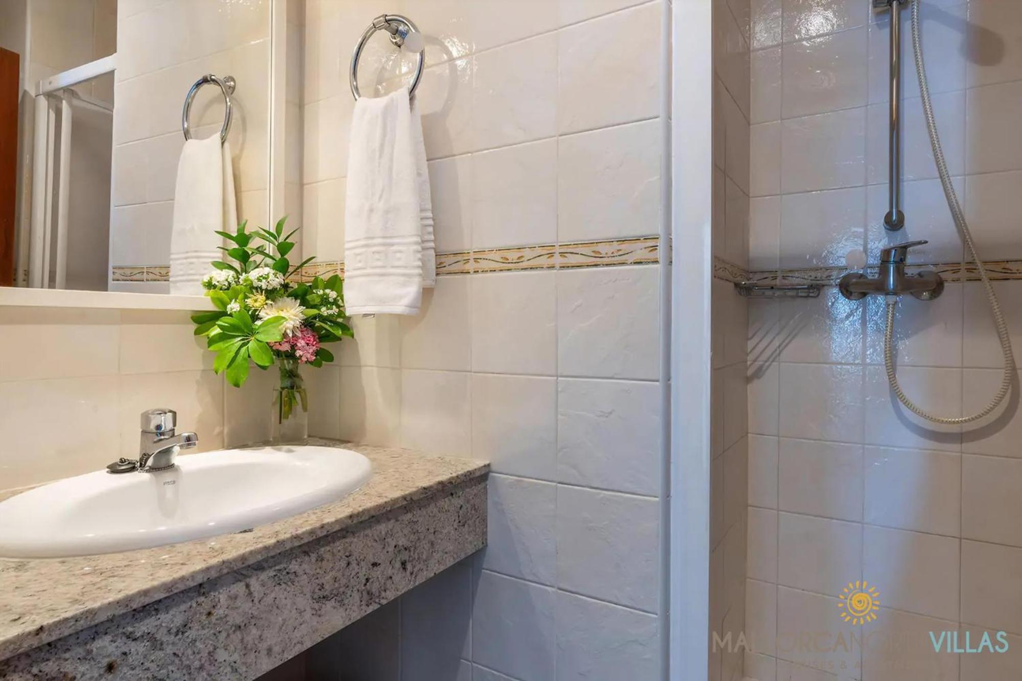 Apartment Voramar Ii Primera Linea En Pine Walk Port de Pollença